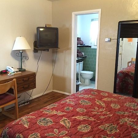 Circle R Motel Салида Экстерьер фото