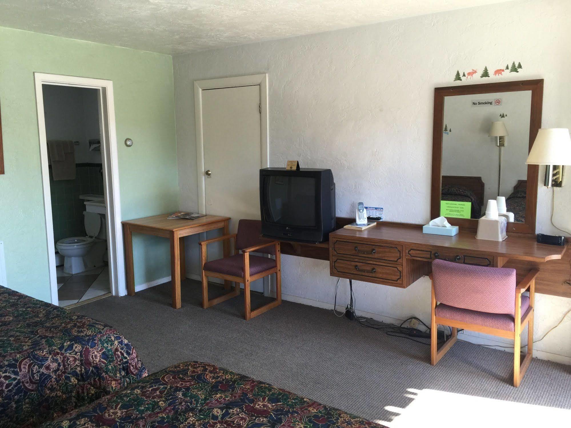 Circle R Motel Салида Экстерьер фото